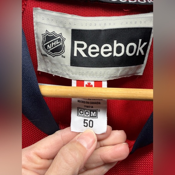 Reebok Red Washington Capitals Ovechkin #8 Hockey Jersey sz 50(13ar) - Picture 3 of 3